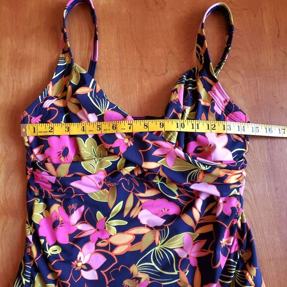 Lands End Tankini Swim Top Size 8 Deep Sea Jungle Print Blue Underwire NO PADS - Picture 8 of 11